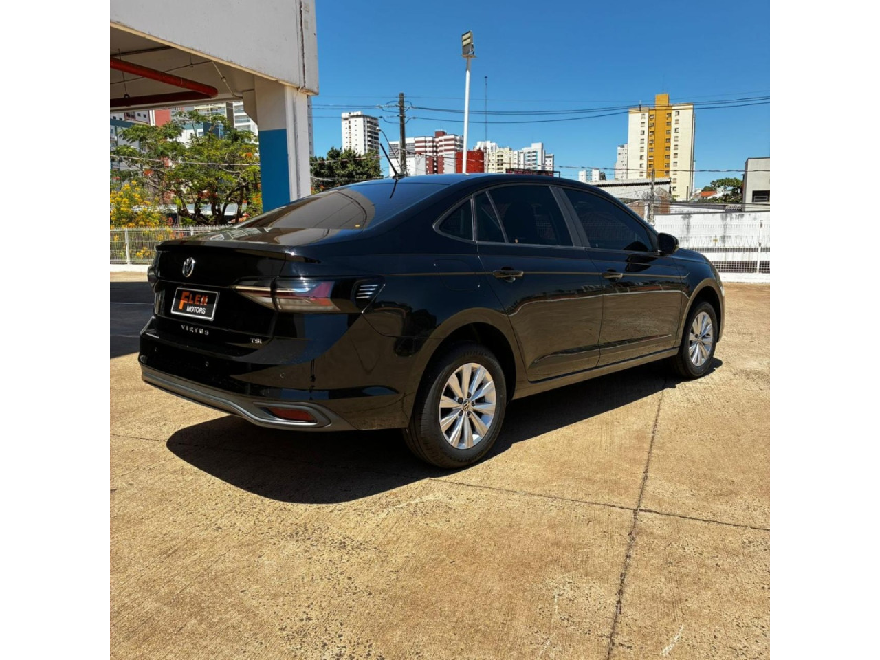 VOLKSWAGEN Virtus 1.6 4P MSI FLEX