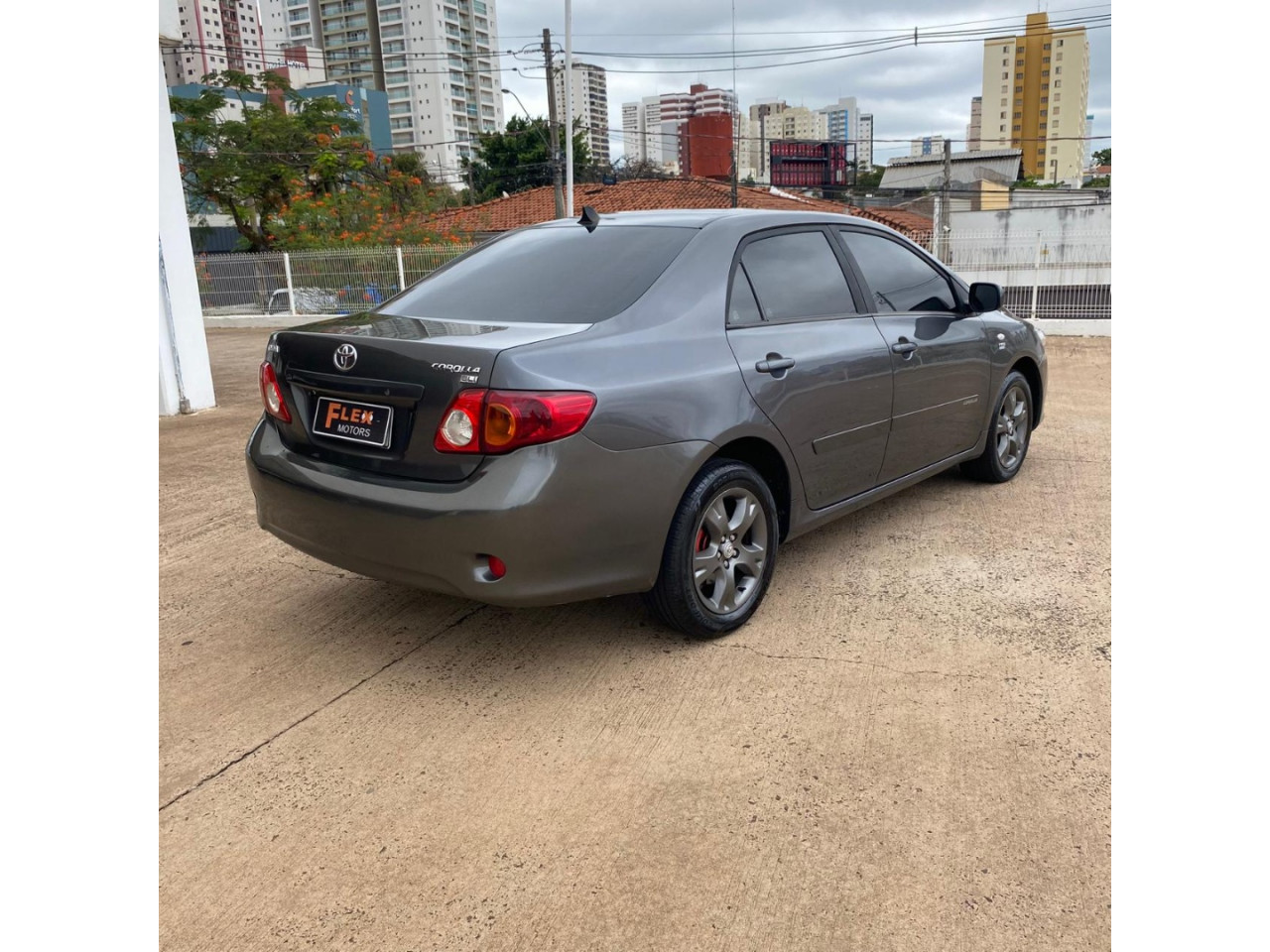 TOYOTA Corolla 1.8 16V 4P GLI FLEX AUTOMÁTICO