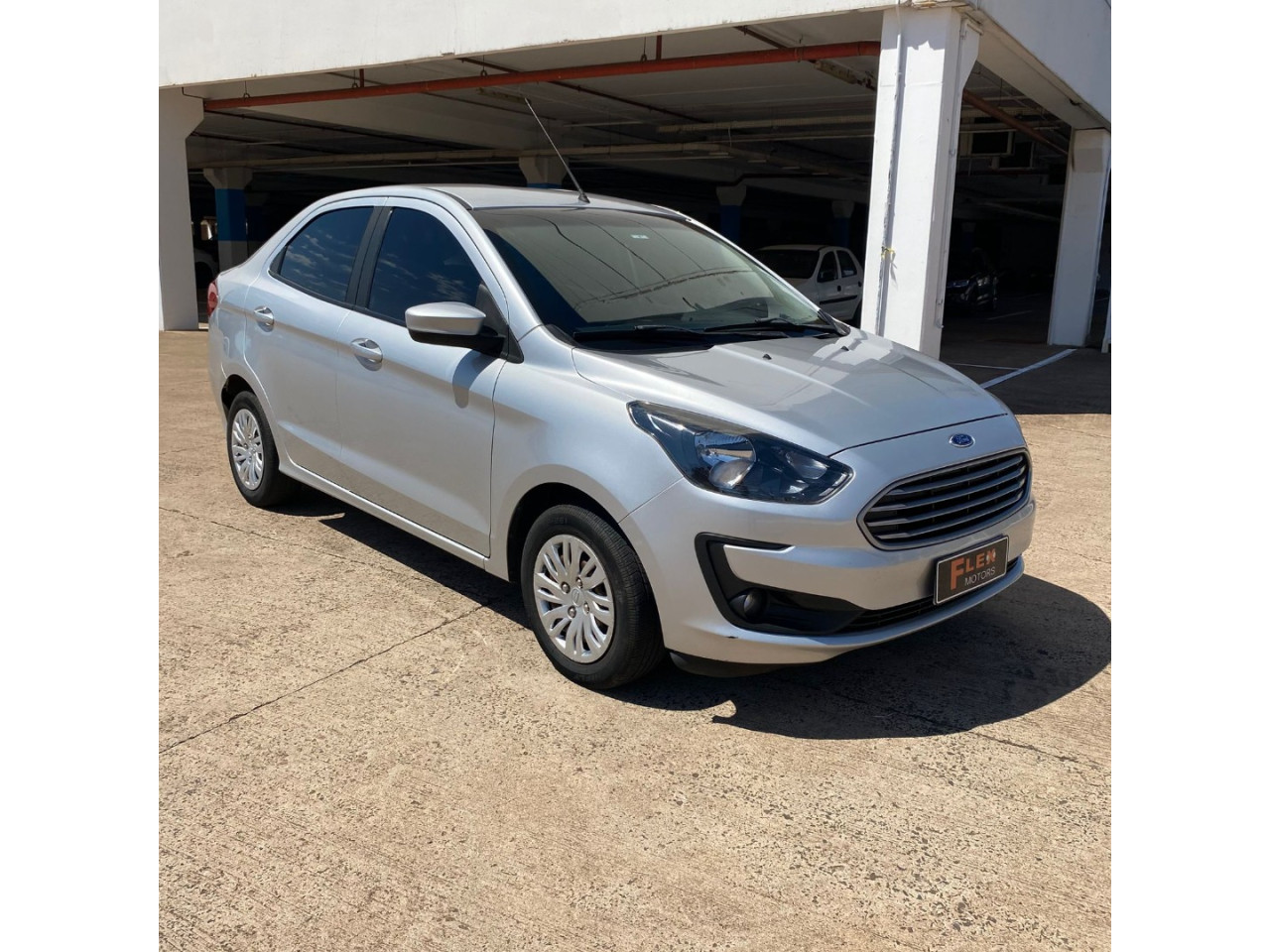 Ka + Sedan 1.5 12V 4P TI-VCT SE PLUS FLEX
