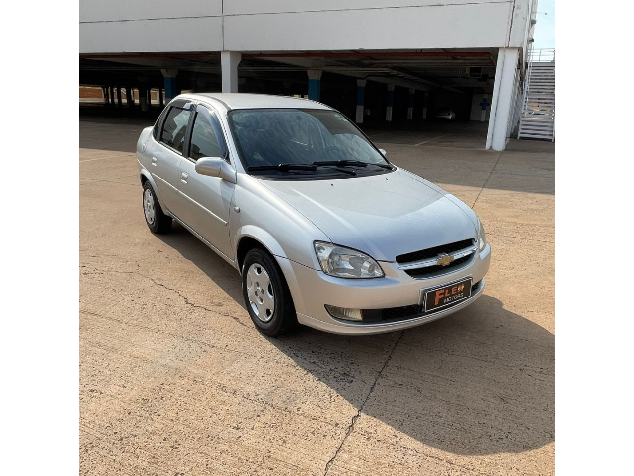 CHEVROLET Classic Sedan 1.0 4P VHCE FLEX LS