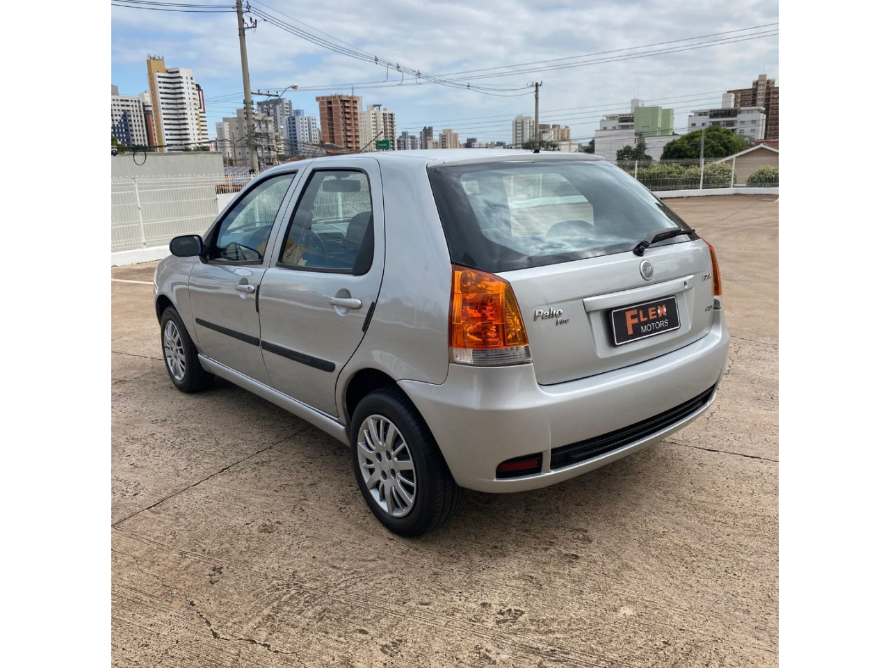 Palio 1.4 4P FLEX ELX