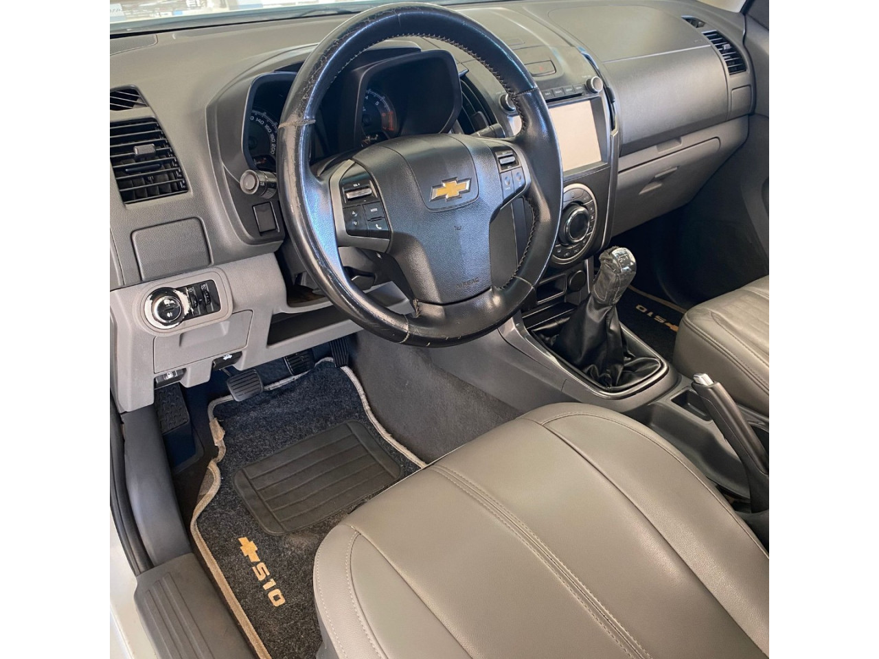 S10 2.4 FLEX LTZ CABINE DUPLA