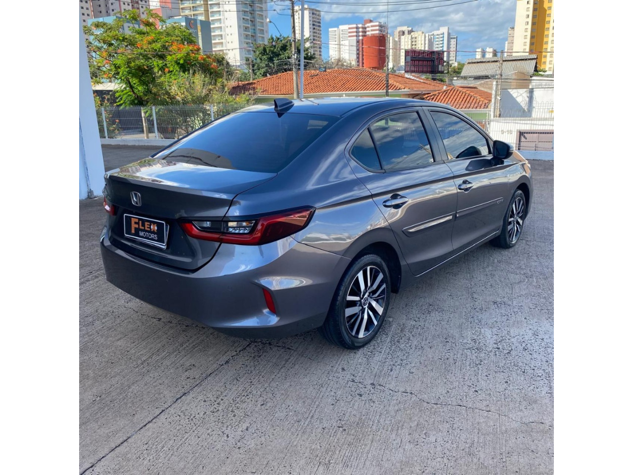 HONDA City Sedan 1.5 16V 4P FLEX TOURING AUTOMÁTICO CVT