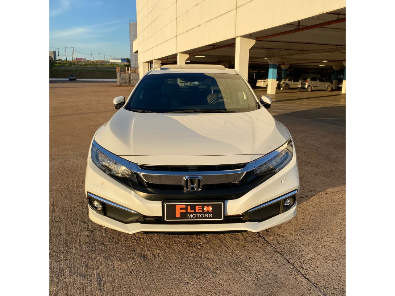 Civic 1.5 16V 4P TOURING TURBO AUTOMÁTICO CVT