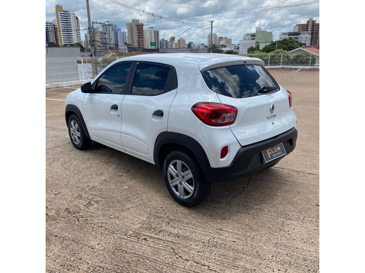 RENAULT Kwid 1.0 12V 4P SCE FLEX ZEN 2