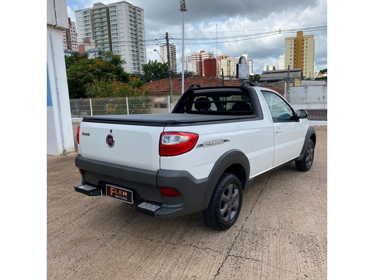 FIAT Strada 1.3 FIREFLY FLEX FREEDOM CABINE SIMPLES