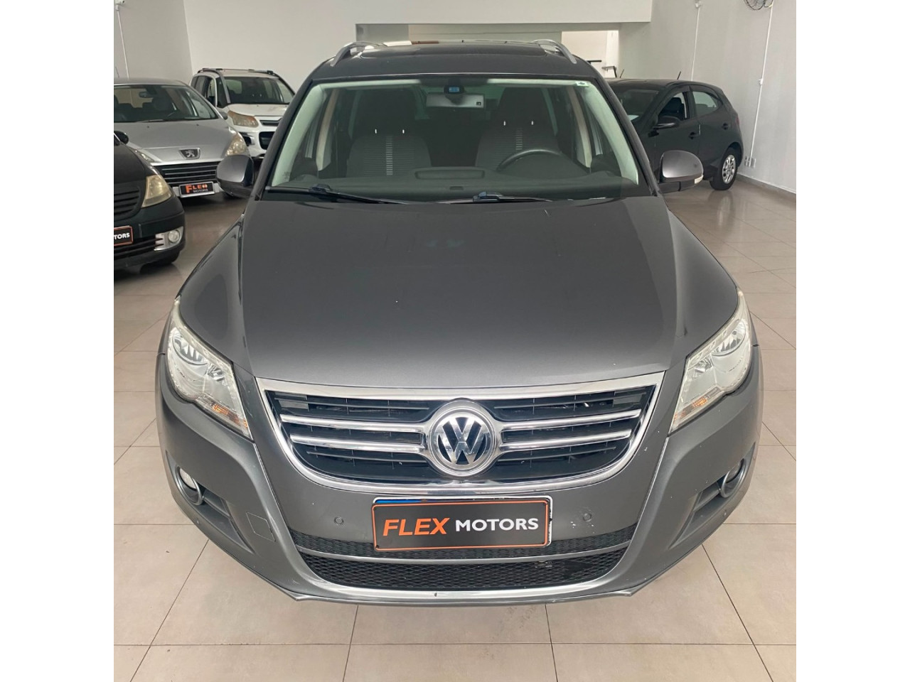 VOLKSWAGEN Tiguan 2.0 16V 4P TSI 4WD TURBO AUTOMÁTICO