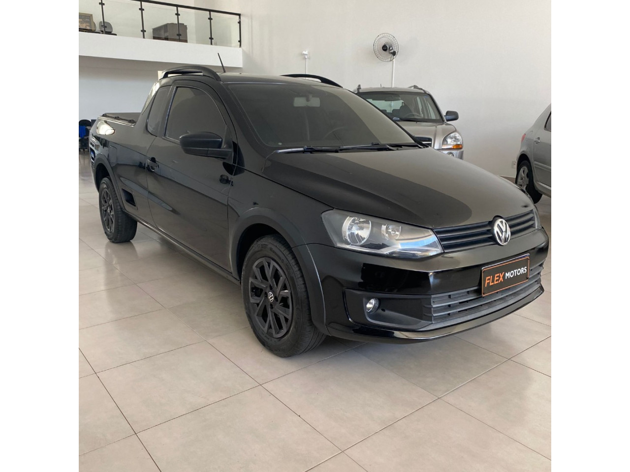 VOLKSWAGEN Saveiro 1.6 CABINE ESTENDIDA FLEX
