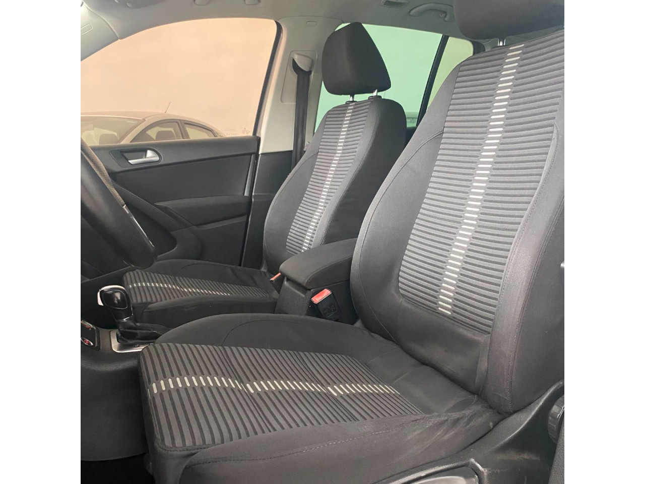 VOLKSWAGEN Tiguan 2.0 16V 4P TSI 4WD TURBO AUTOMÁTICO