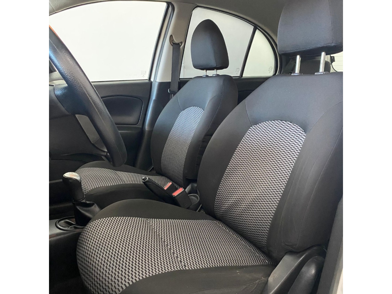 NISSAN March 1.0 12V 4P S FLEX