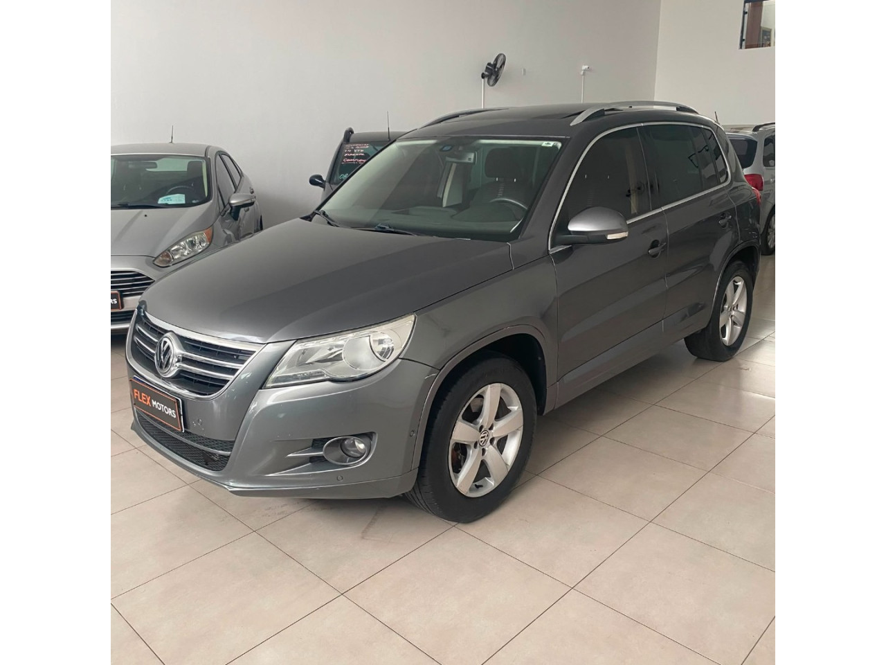 Tiguan 2.0 16V 4P TSI 4WD TURBO AUTOMÁTICO