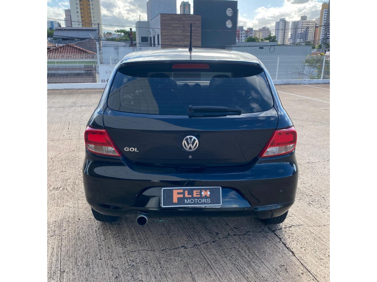 VOLKSWAGEN Gol 1.0 4P G5 FLEX