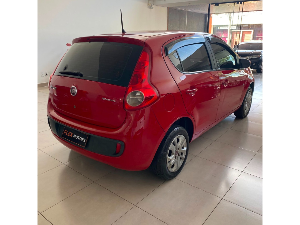 FIAT Palio 1.0 4P FLEX ATTRACTIVE