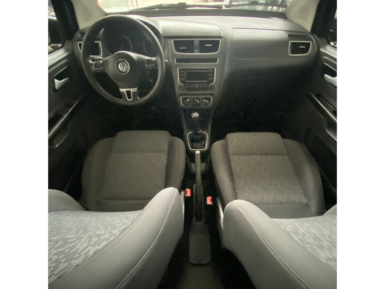 VOLKSWAGEN Fox 1.6 4P FLEX