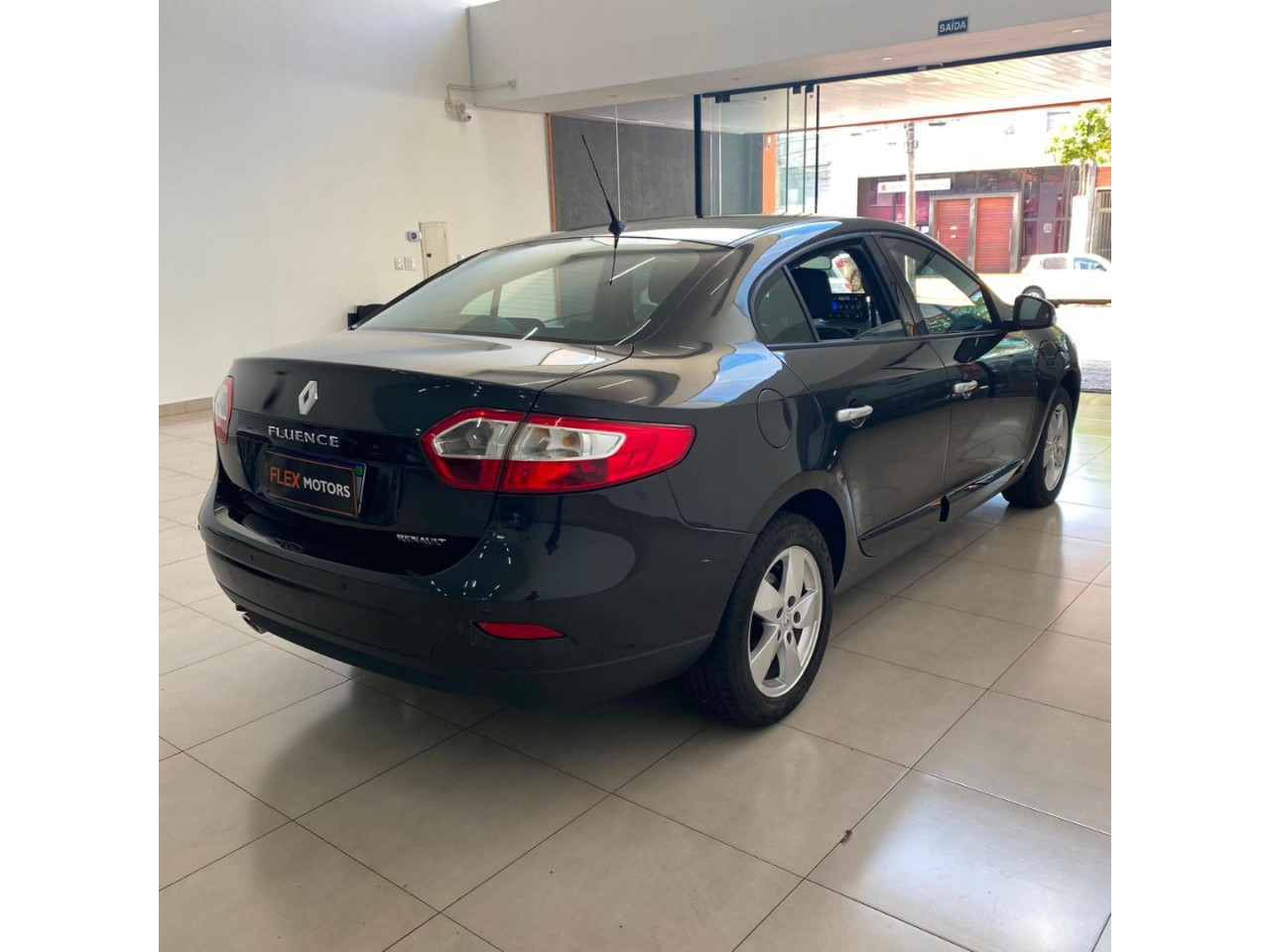 RENAULT Fluence 2.0 16V 4P FLEX DYNAMIQUE