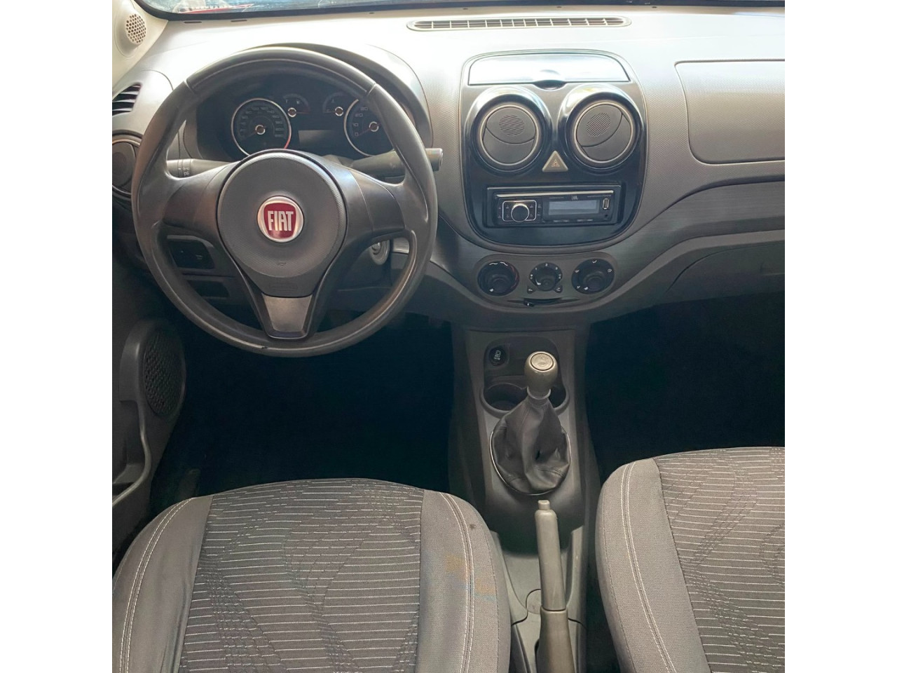 FIAT Palio 1.0 4P FLEX ATTRACTIVE