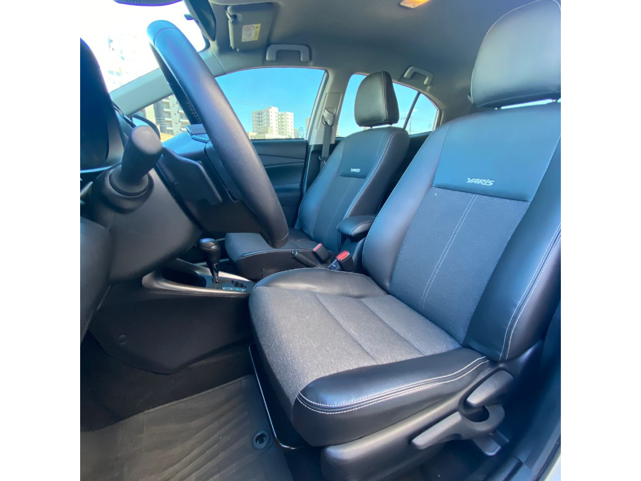 TOYOTA Yaris Sedan 1.5 16V 4P FLEX XS CONNECT MULTIDRIVE AUTOMÁTICO CVT