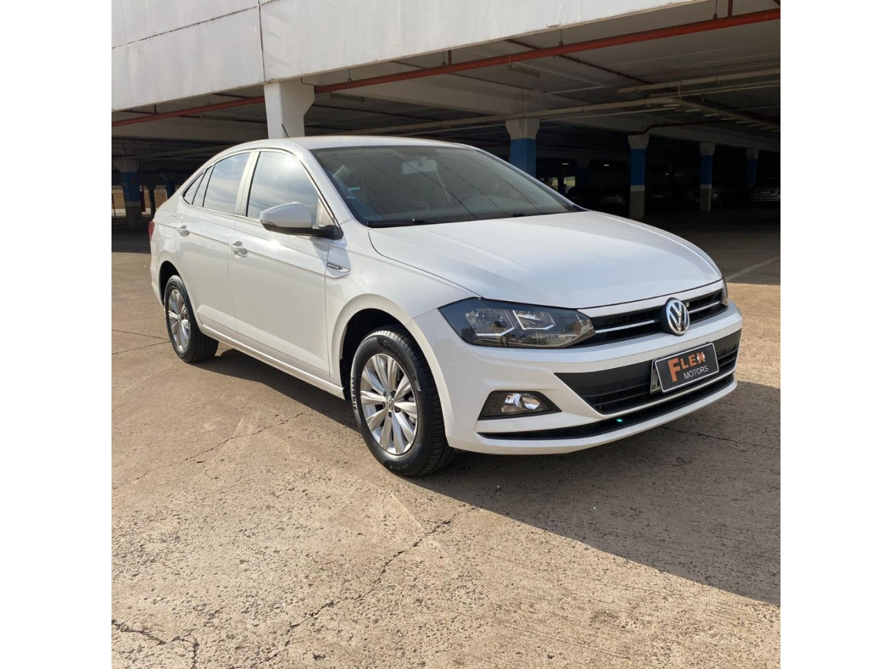 VOLKSWAGEN Virtus 1.0 4P 200 TSI FLEX COMFORTLINE AUTOMÁTICO