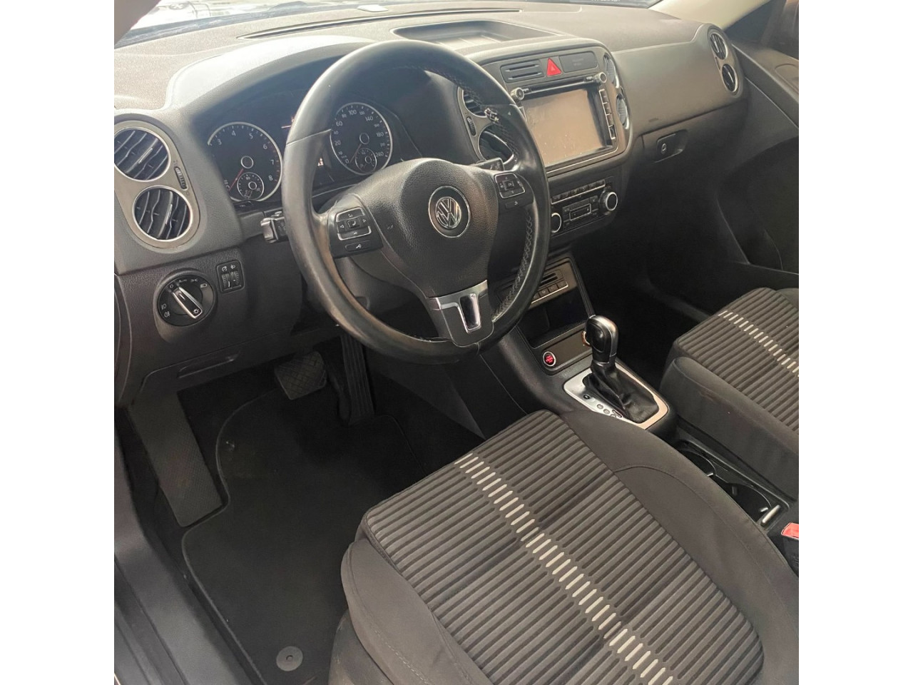 VOLKSWAGEN Tiguan 2.0 16V 4P TSI 4WD TURBO AUTOMÁTICO
