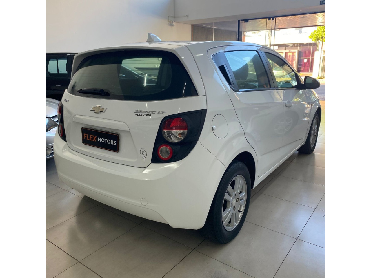 CHEVROLET Sonic Hatch 1.6 16V 4P LT FLEX