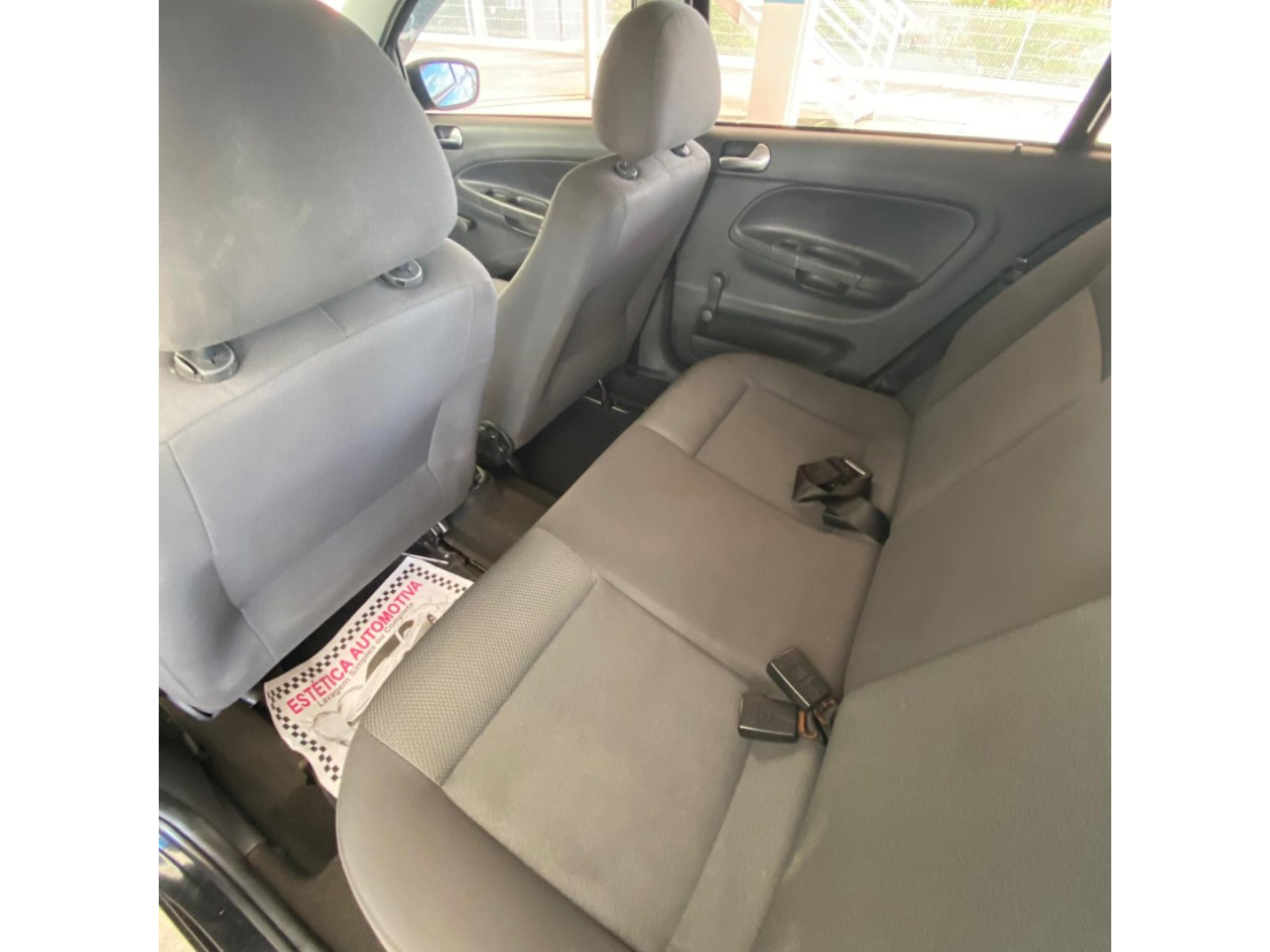 VOLKSWAGEN Gol 1.0 4P G5 FLEX