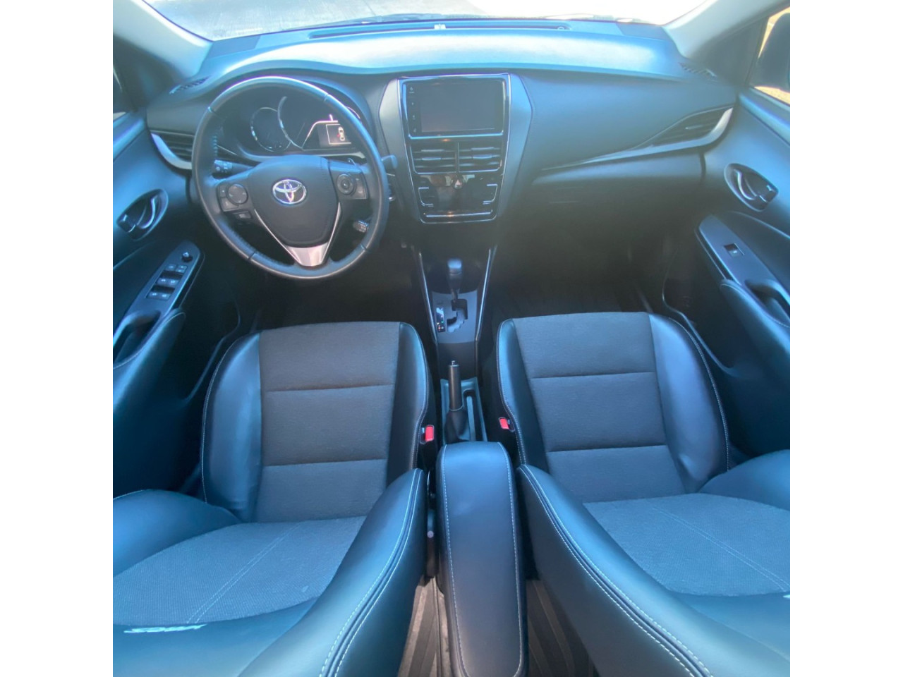 TOYOTA Yaris Sedan 1.5 16V 4P FLEX XS CONNECT MULTIDRIVE AUTOMÁTICO CVT