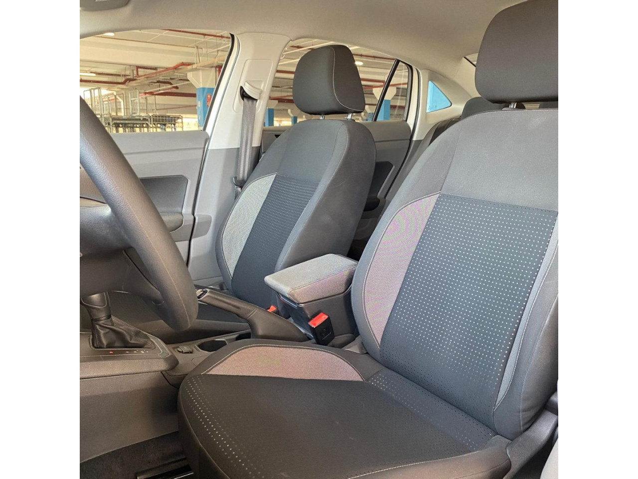 VOLKSWAGEN Virtus 1.0 4P 200 TSI FLEX COMFORTLINE AUTOMÁTICO