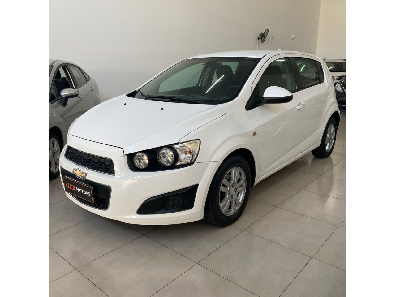 Sonic Hatch 1.6 16V 4P LT FLEX
