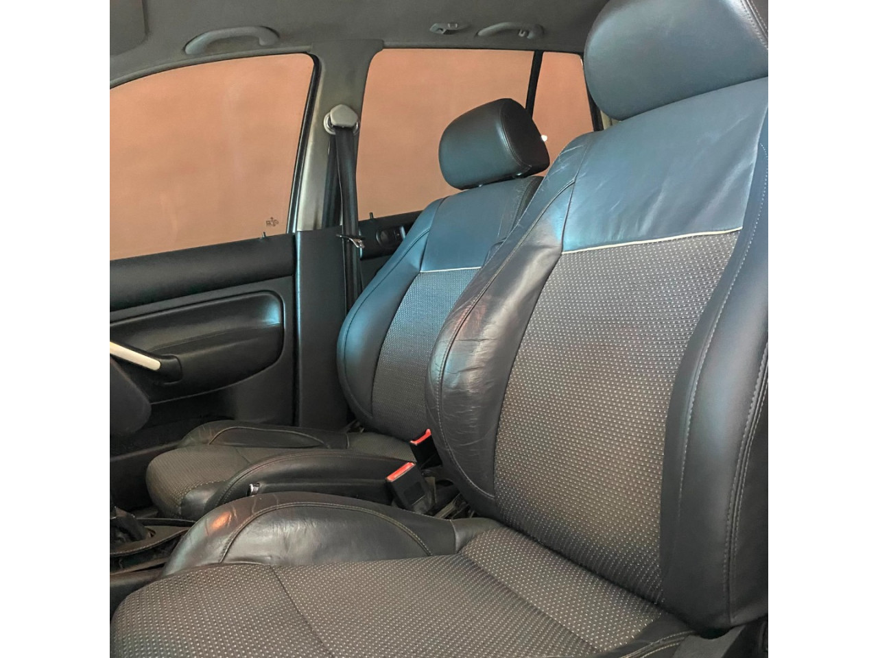 VOLKSWAGEN Golf 1.6 4P SPORTLINE FLEX