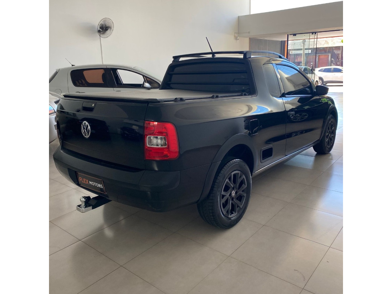 VOLKSWAGEN Saveiro 1.6 CABINE ESTENDIDA FLEX