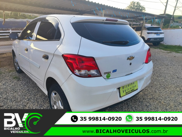 CHEVROLET Onix Hatch 1.0 4P FLEX JOY