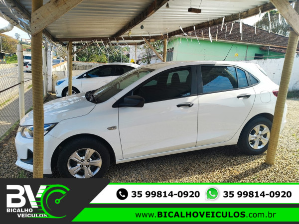 CHEVROLET Onix Hatch 1.0 4P FLEX LT1