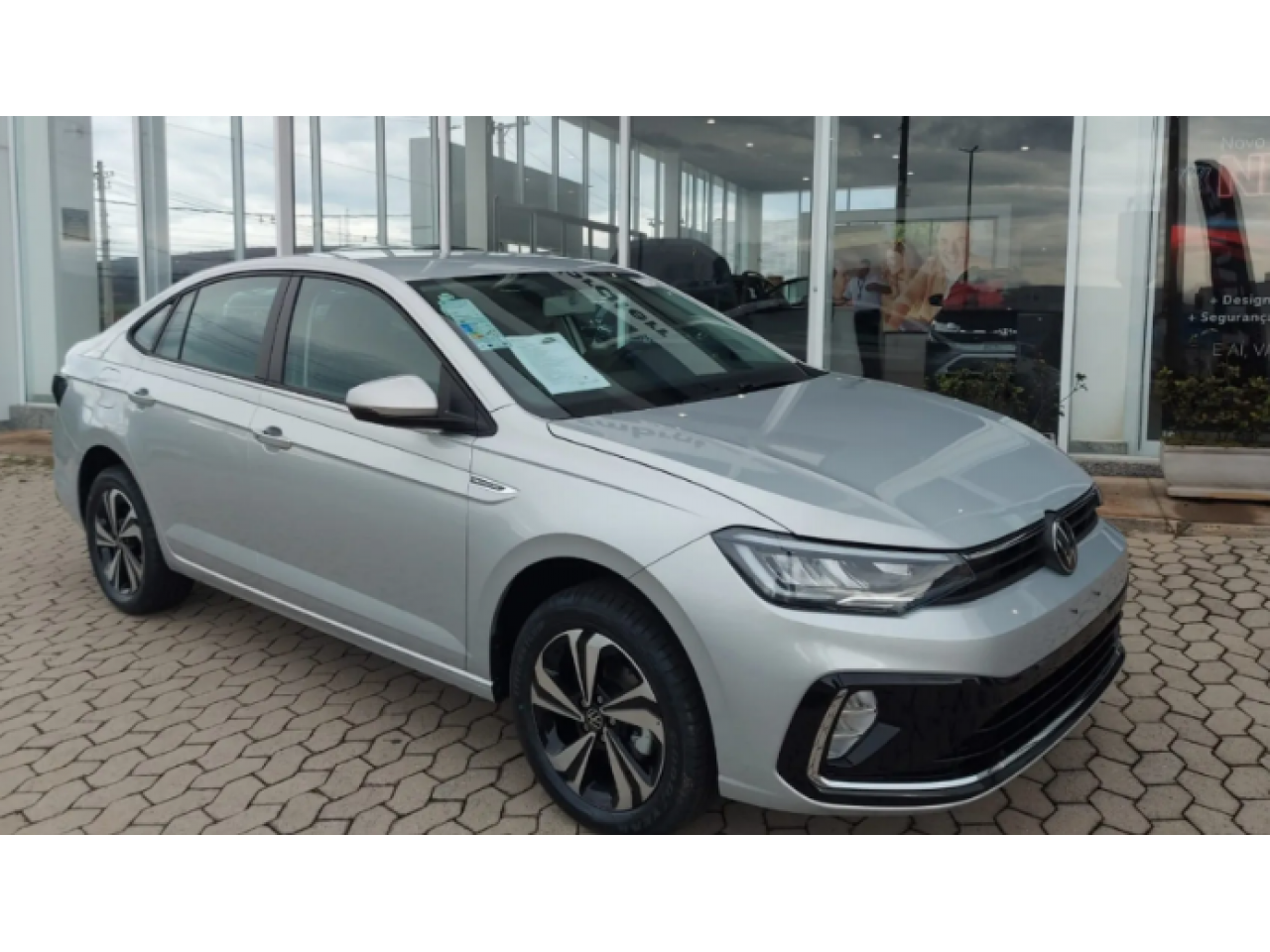 Virtus 1.0 4P 200 TSI FLEX COMFORTLINE AUTOMÁTICO