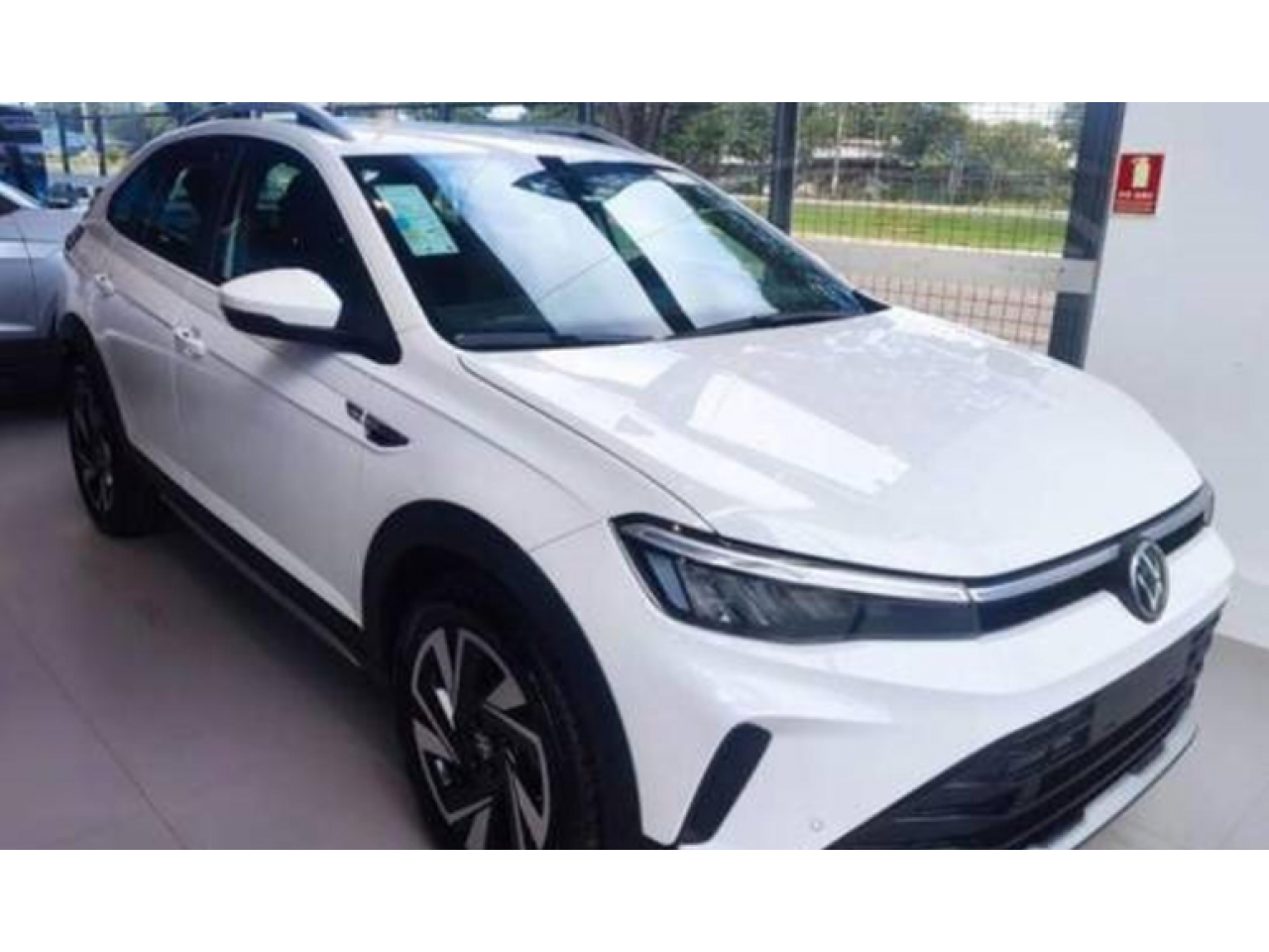 Nivus 1.0 4P FLEX 200 TSI HIGHLINE TURBO AUTOMÁTICO