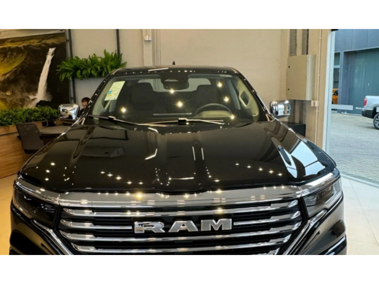 Rampage 2.0 4P TURBO DIESEL LARAMIE 4X4 AUTOMÁTICO