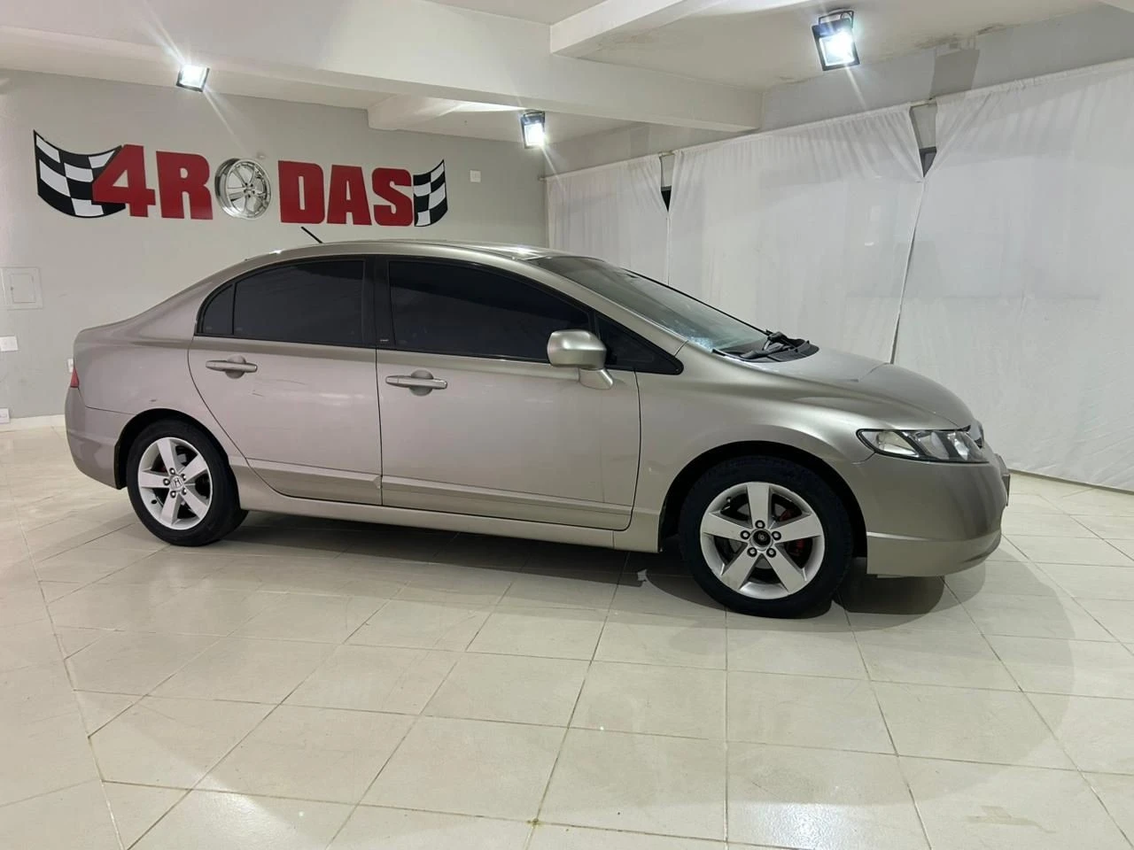 Civic 1.8 LXS 16V