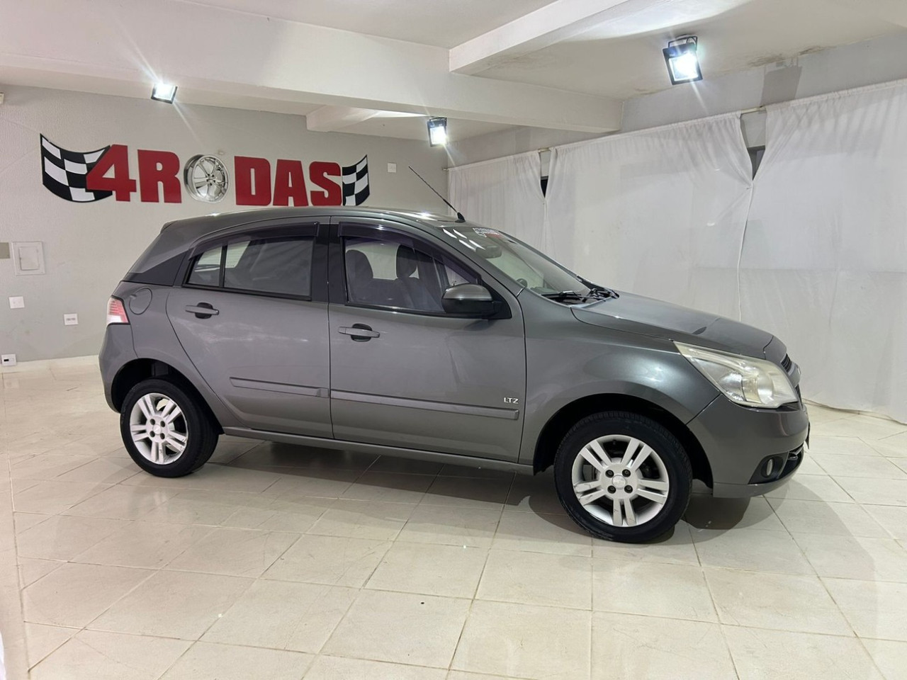 Agile 1.4 MPFI LTZ WIFI 8V