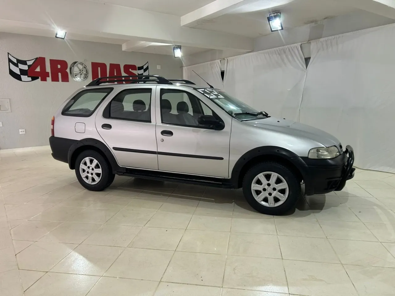 FIAT Palio 1.6 MPI ADVENTURE WEEKEND 16V FIAT Palio 1.6 MPI ADVENTURE WEEKEND 16V
