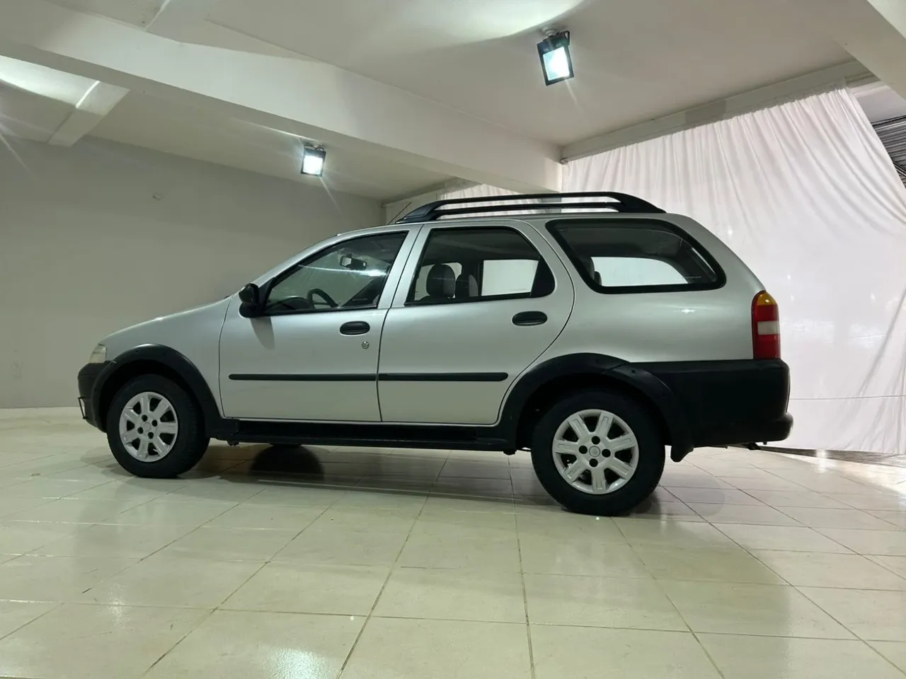 FIAT Palio 1.6 MPI ADVENTURE WEEKEND 16V FIAT Palio 1.6 MPI ADVENTURE WEEKEND 16V