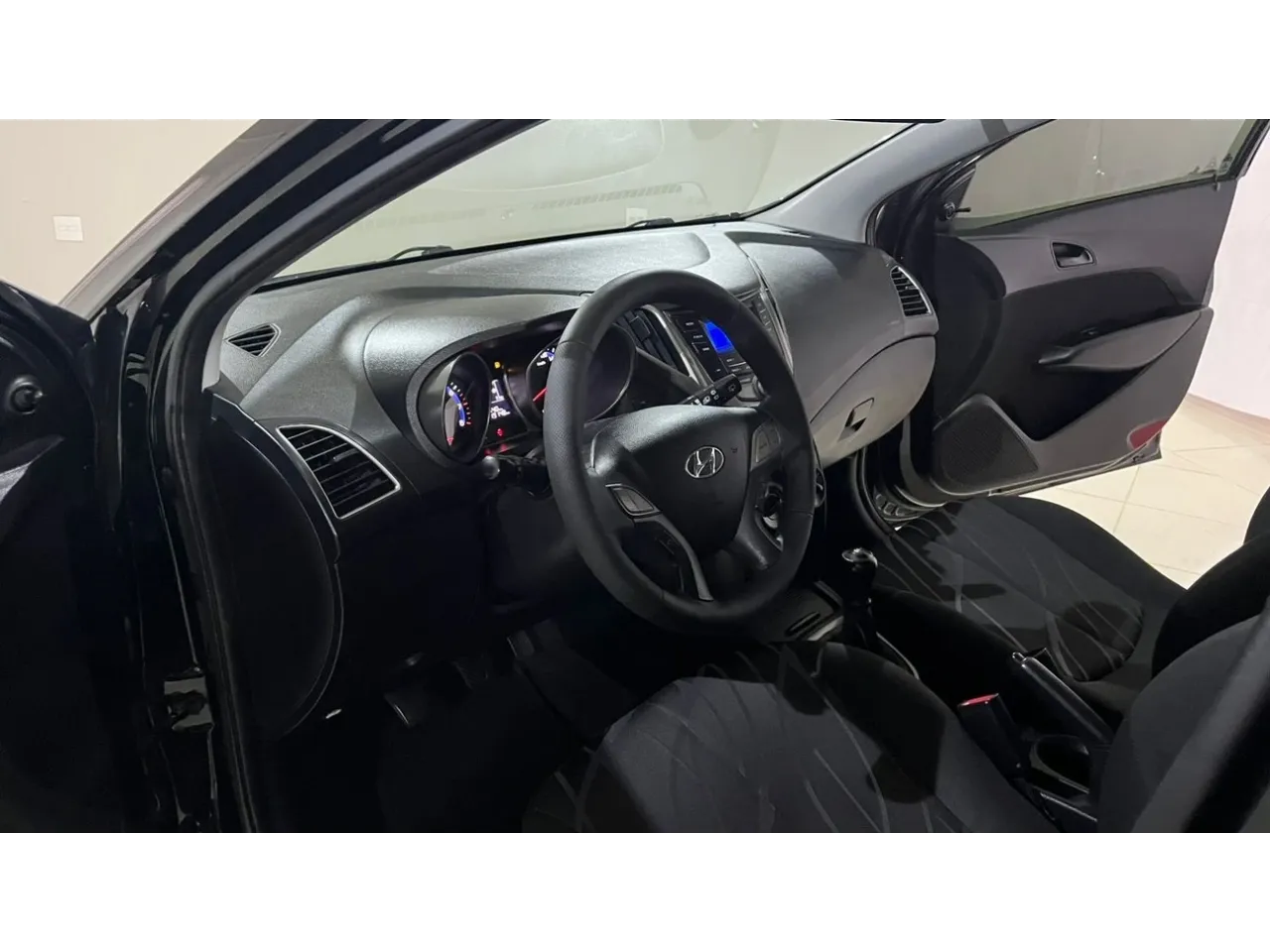 HYUNDAI HB20 1.0 COMFORT STYLE 12V HYUNDAI HB20 1.0 COMFORT STYLE 12V