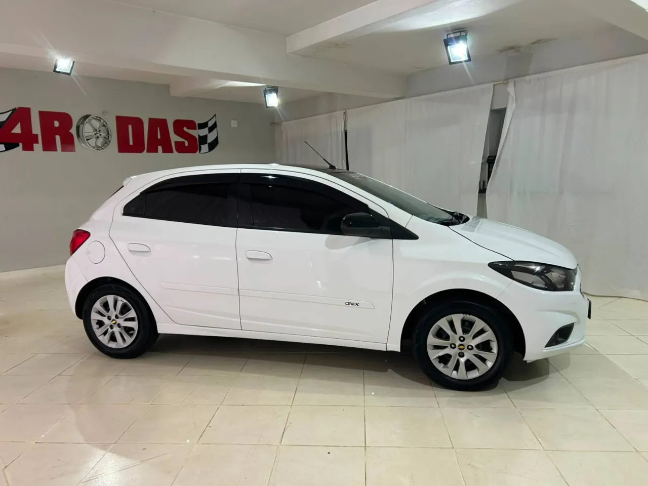 ONIX 1.4 MPFI ADVANTAGE 8V