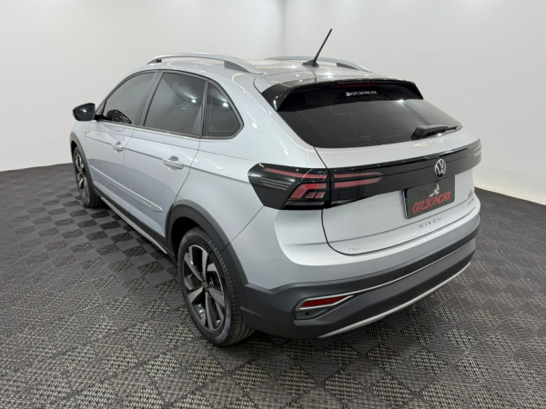 Nivus 1.0 4P FLEX 200 TSI HIGHLINE TURBO AUTOMÁTICO