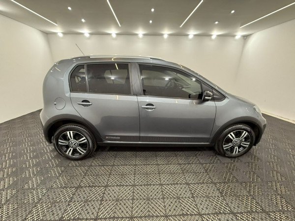 UP 1.0 4P FLEX 170 TSI XTREME