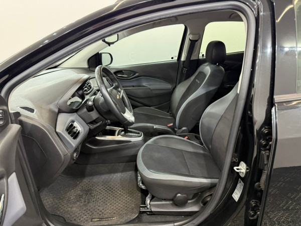 Onix Hatch 1.4 4P FLEX ACTIV AUTOMÁTICO