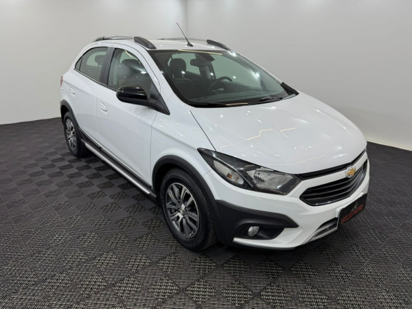 Onix Hatch 1.4 4P FLEX ACTIV AUTOMÁTICO