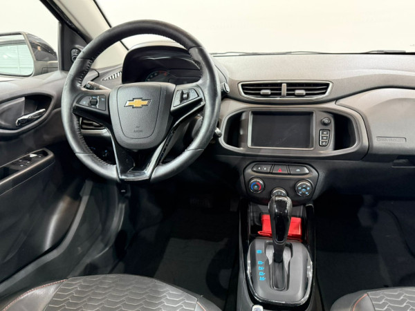 Onix Hatch 1.4 4P FLEX LTZ AUTOMÁTICO