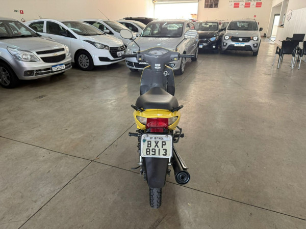 Biz 125 ES