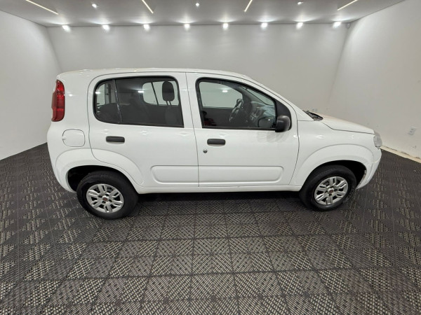 FIAT Uno 1.0 4P FLEX VIVACE