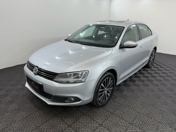 Jetta 2.0 4P TSI HIGHLINE 200 CV AUTOMÁTICO