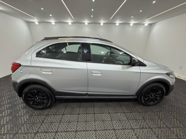Onix Hatch 1.4 4P FLEX ACTIVE